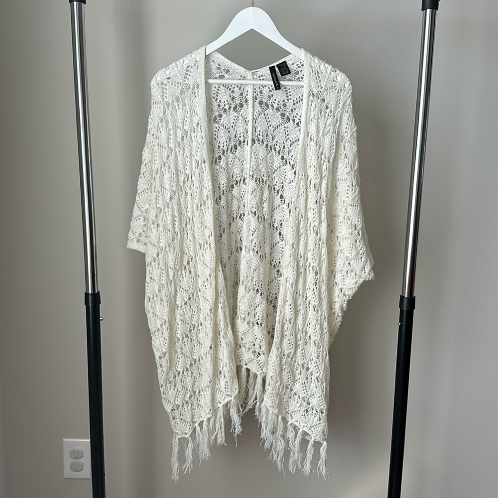 Full Tilt Fringe Tassel Shawl - size large